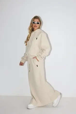 חליפת לורי קרם