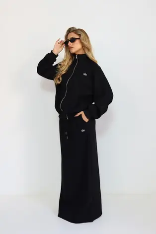 חליפת מור שחור