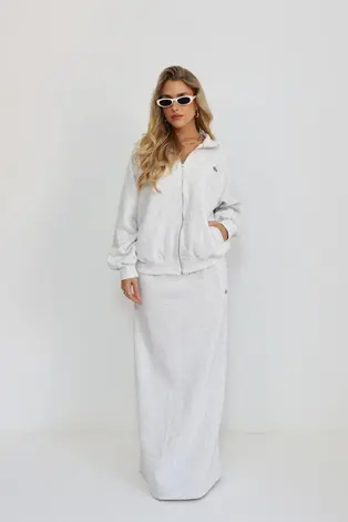 חליפת מור אפור בהיר