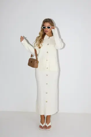 חליפת סריג מרי שמנת