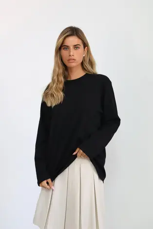 חולצה בייסיק שחור