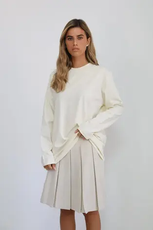 חולצה בייסיק שמנת