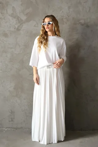 חצאית גל לבן