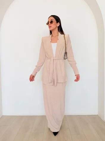 חליפת אלמוג קרם